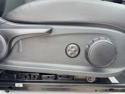 Used 2023 Mercedes-Benz Sprinter 2500 image 17