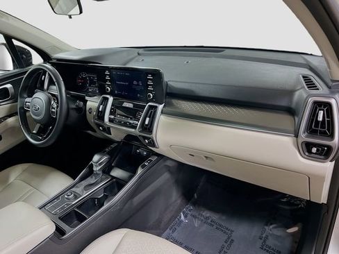 Certified 2021 Kia Sorento S w/ Panoramic Sunroof Package image 29