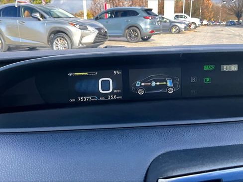 Used 2019 Toyota Prius LE w/ Carpet Mat Package image 24