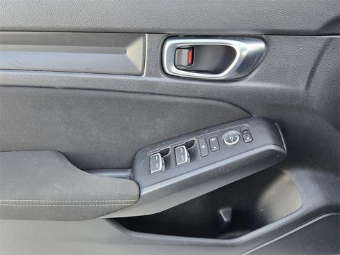 Used 2022 Honda Civic Sport image 28