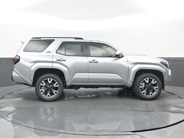 New 2026 Toyota 4Runner 4WD image 2