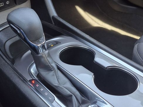 Used 2024 Chevrolet Malibu LT image 16