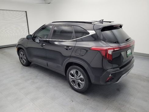 Used 2024 Kia Seltos S AWD/4WD image 3