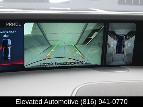 Used 2025 Lincoln Nautilus Reserve w/ Jet Appearance Package AWD/4WD image 12