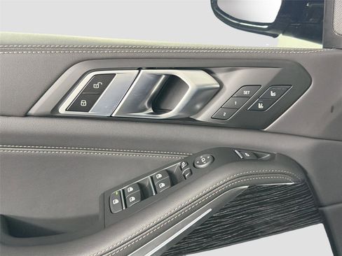 New 2026 BMW X5 xDrive50e AWD/4WD image 17