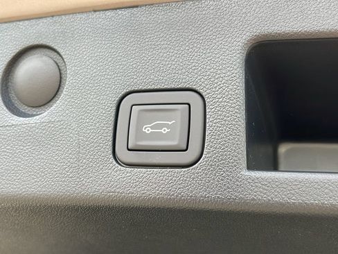 New 2027 GMC Terrain Elevation w/ Elevation Premium Package FWD image 31