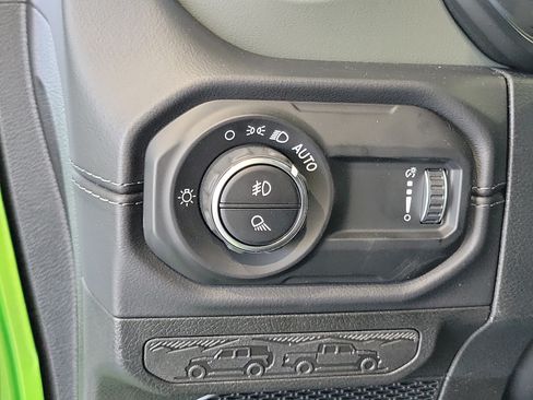 New 2025 Jeep Gladiator Mojave AWD/4WD image 21