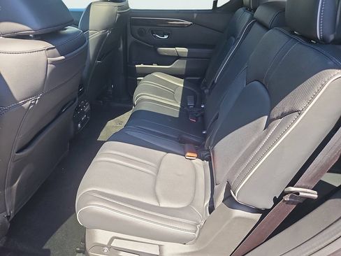 Certified 2023 Honda Pilot Elite image 35