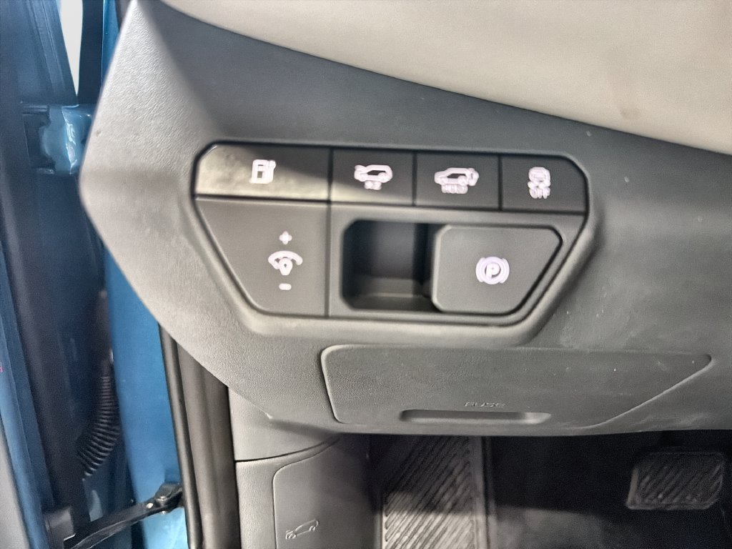 Used 2024 Kia EV9 Land AWD/4WD image 30