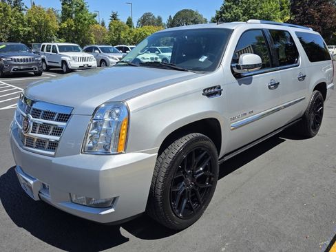 Used 2012 Cadillac Escalade ESV Platinum image 1
