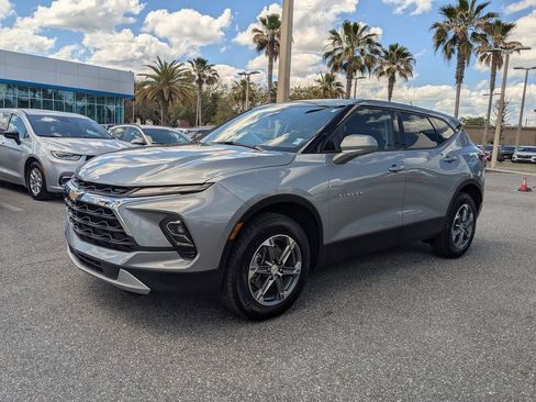 Certified 2025 Chevrolet Blazer LT FWD image 7
