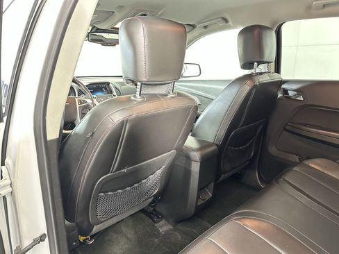 Used 2017 Chevrolet Equinox Premier w/ Enhanced Convenience Package FWD image 23