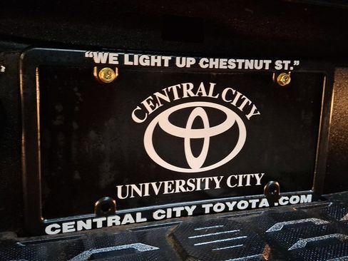 Used 2019 Toyota Tacoma SR image 30