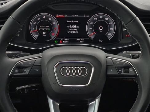 Used 2025 Audi Q7 3.0T Premium Plus image 25