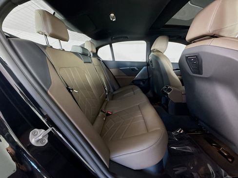 Used 2025 BMW 530i w/ Premium Package image 29