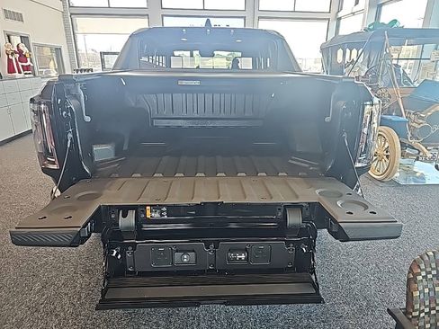 New 2025 GMC Hummer EV 3X w/ Extreme Off-Road Package image 4