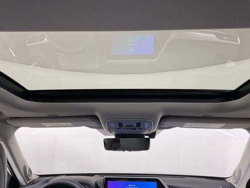 New 2026 Toyota Highlander Platinum AWD/4WD image 15