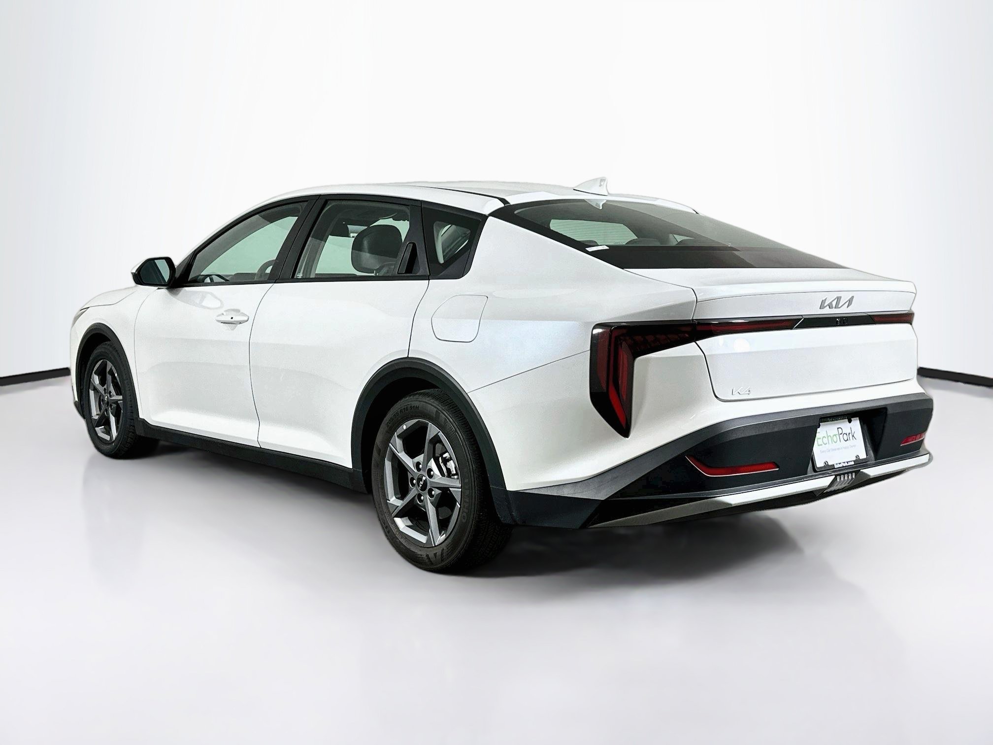 Used 2025 Kia K4 FWD image 5