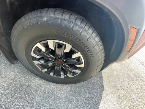 Used 2024 Nissan Frontier Pro-X w/ Pro Convenience Package RWD image 12