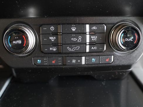 Used 2020 Ford F150 Raptor w/ Equipment Group 802A Luxury AWD/4WD image 20