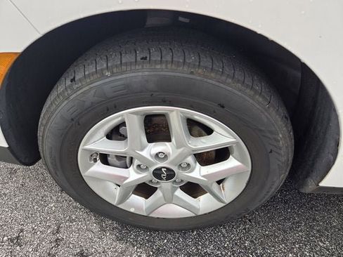 Used 2025 Kia Soul LX image 36