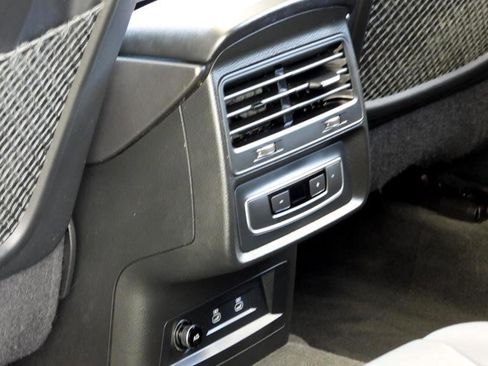 Used 2023 Audi Q7 3.0T Premium Plus w/ Premium Plus Package image 41