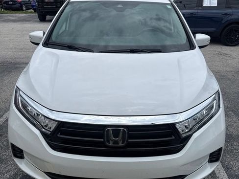 Used 2023 Honda Odyssey Touring image 2