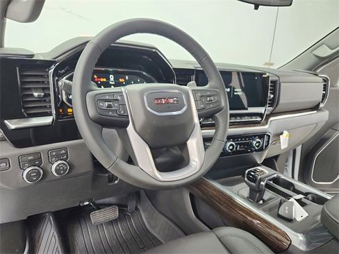 New 2026 GMC Sierra 1500 Elevation w/ Elevation Premium Package image 18