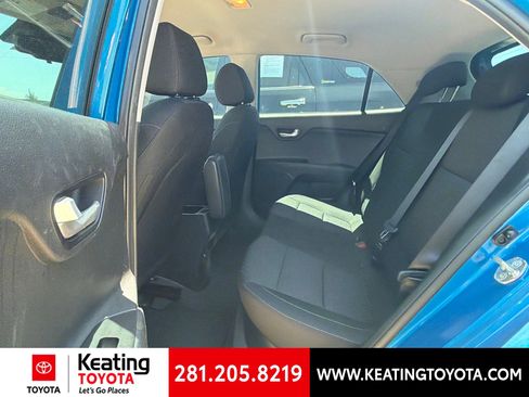 Used 2022 Kia Rio S w/ Option Group 015 FWD image 10