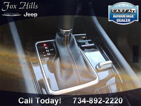 Used 2022 Jeep Compass Limited image 23