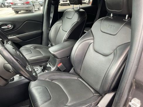Used 2020 Jeep Cherokee Limited AWD/4WD image 29