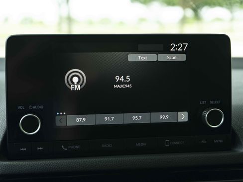 Used 2023 Honda Civic Sport image 30