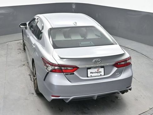 Used 2022 Toyota Camry SE FWD image 21