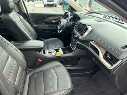 Used 2022 GMC Terrain Denali w/ Black Diamond Edition AWD/4WD image 29
