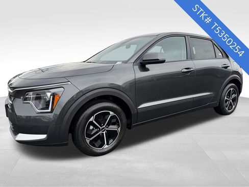 New 2026 Kia Niro LX image 3