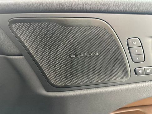 Used 2022 Volvo XC60 B6 Inscription w/ Advanced Package image 28