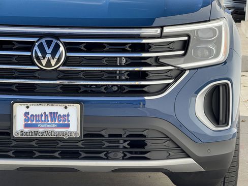 New 2026 Volkswagen Atlas SE image 8