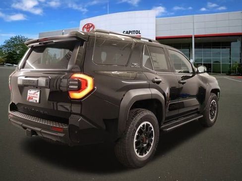 New 2025 Toyota 4Runner TRD Off-Road image 2