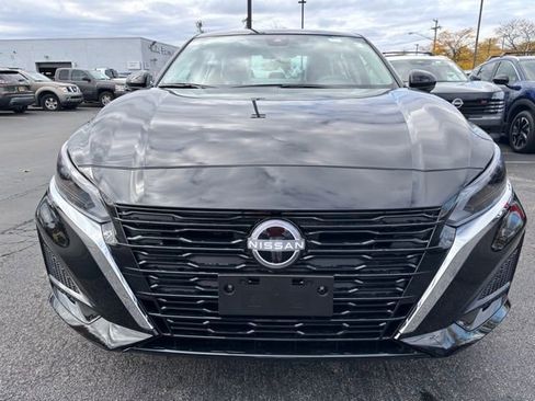 New 2025 Nissan Altima 2.5 SL image 2