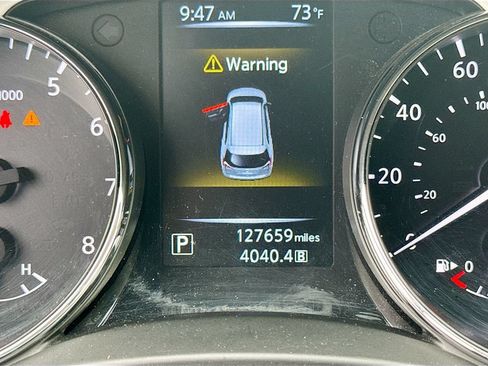 Used 2016 Nissan Rogue SL AWD/4WD image 12