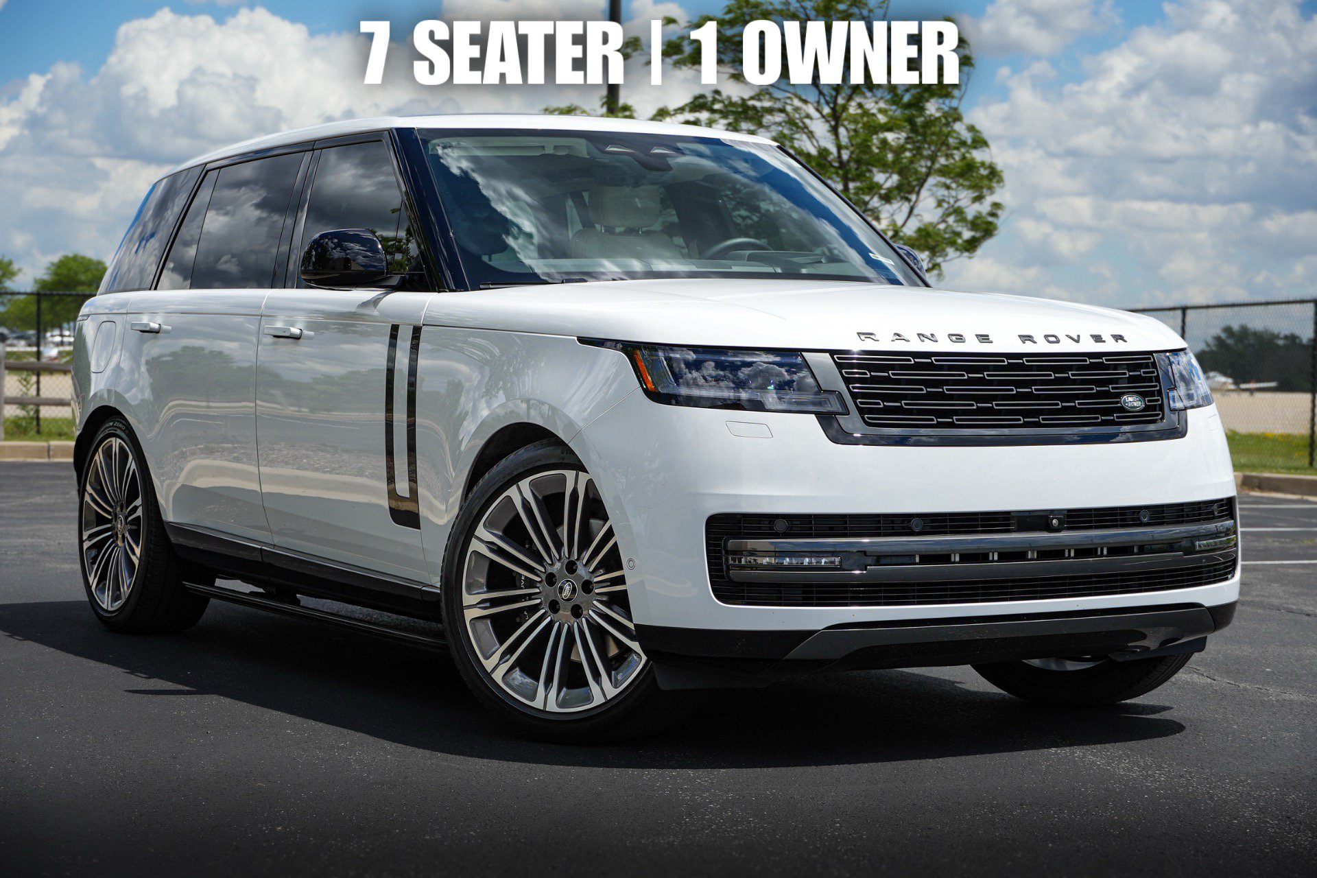 Used 2024 Land Rover Range Rover Long Wheelbase SE AWD/4WD image 1