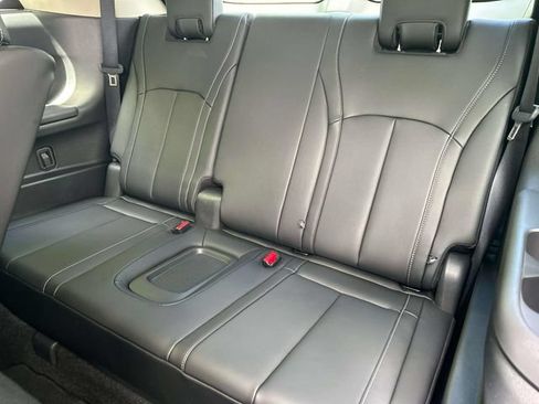 Certified 2026 INFINITI QX60 Luxe w/ Cargo Package FWD image 21