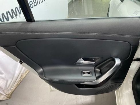 Used 2025 Mercedes-Benz CLA 250 4MATIC image 23