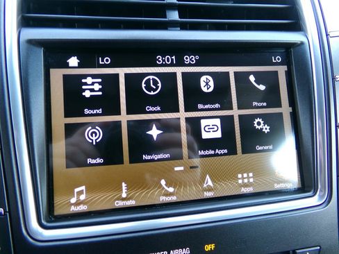 Used 2016 Lincoln MKX Reserve w/ Equipment Group 102A AWD/4WD image 35