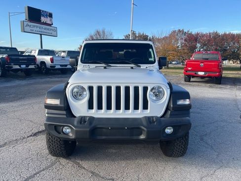 Used 2021 Jeep Wrangler Sport S image 8