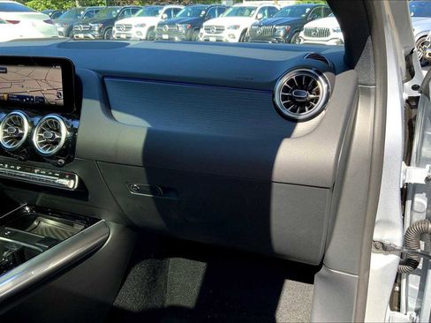 New 2026 Mercedes-Benz GLA 250 4MATIC image 10