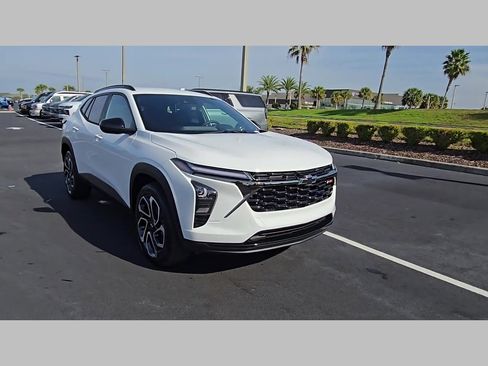 New 2026 Chevrolet Trax RS image 24