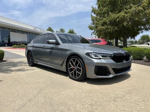 Used 2023 BMW 530i xDrive w/ M Sport Package AWD/4WD image 6