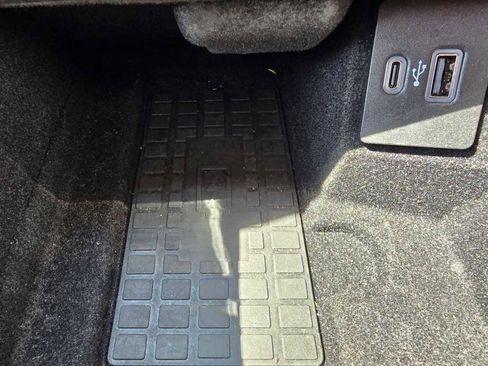 Used 2022 Lincoln Nautilus Reserve w/ Equipment Group 201A image 21