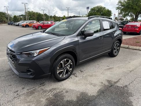 Used 2025 Subaru Crosstrek 2.5i Premium AWD/4WD image 11